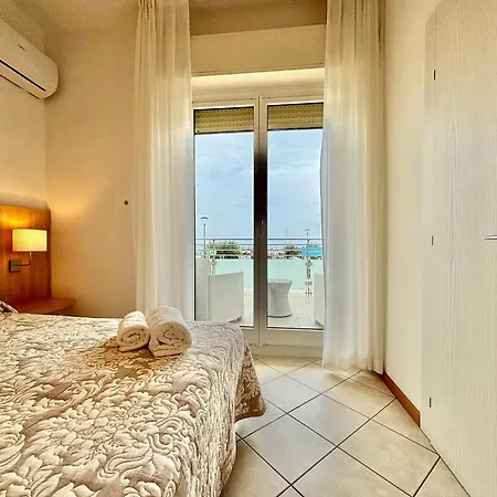 Alda Seaview Hotel 호텔 3*