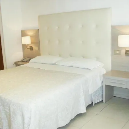 Alda Hotel 3*