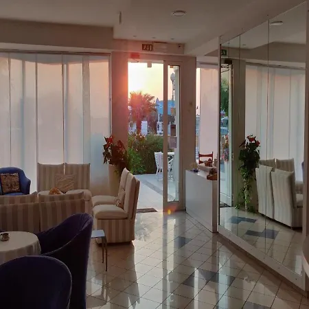 Alda Hotel 3*